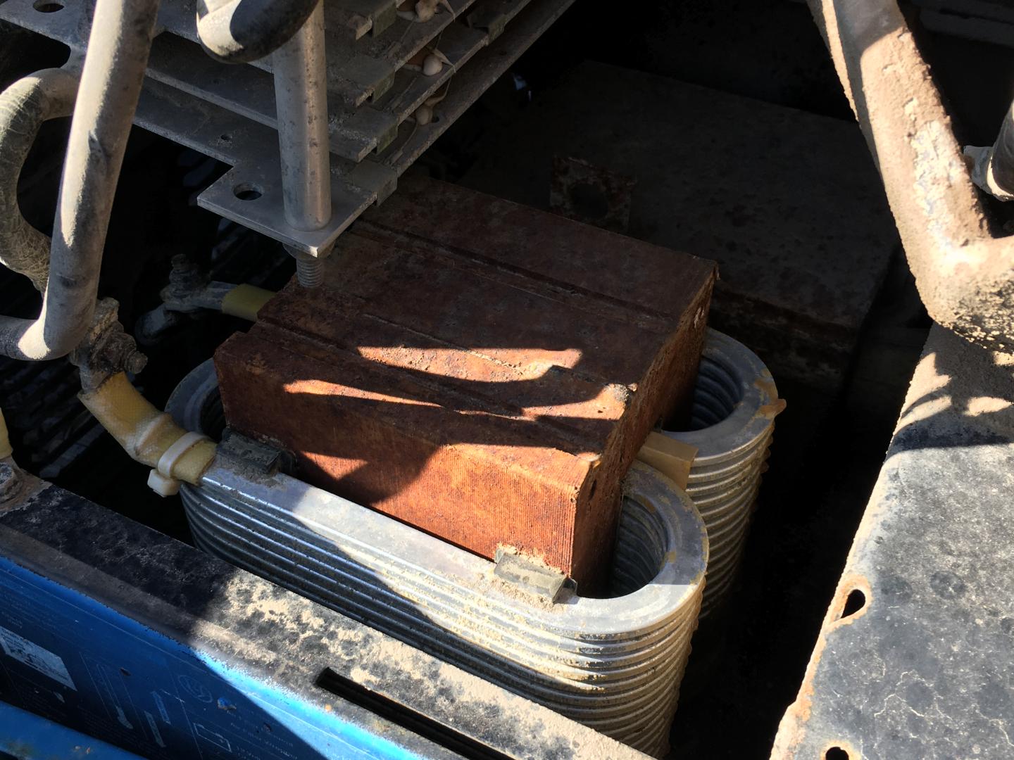 ./imagenes/INVOICE/2019/14962/SOLDADORA MILLER BOBCAT 250 (13).JPG